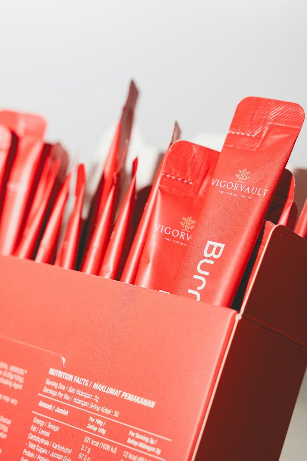 Modern supplement sachets and functional ingredient packaging
